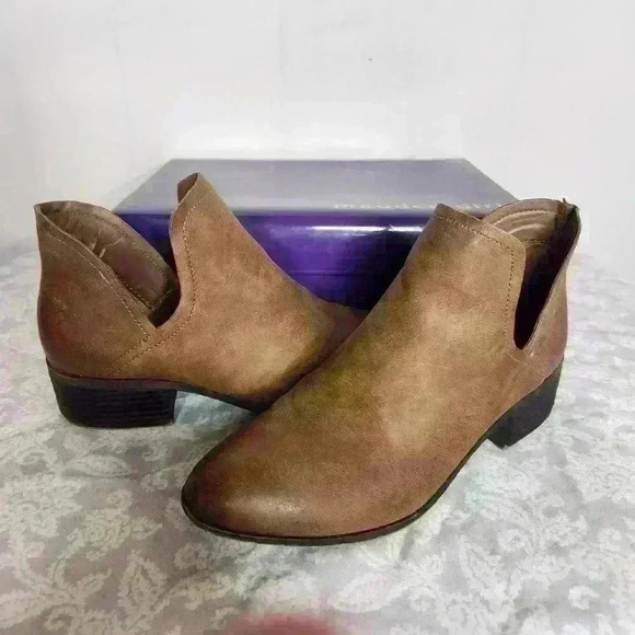 Madden Girl women's slip on suede booties size 7.5 - Picture 2 of 6